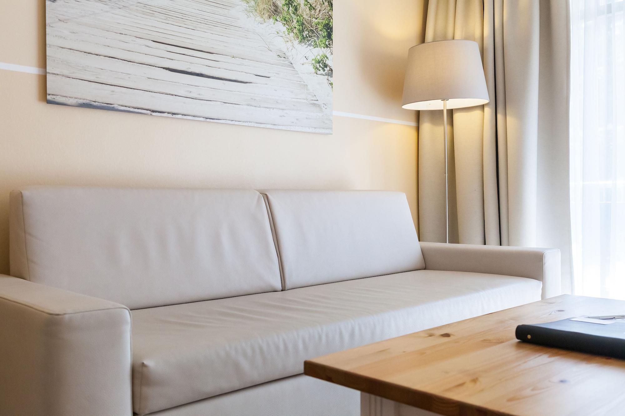 Hotel IV Jahreszeiten Ostseebad Kühlungsborn Екстериор снимка
