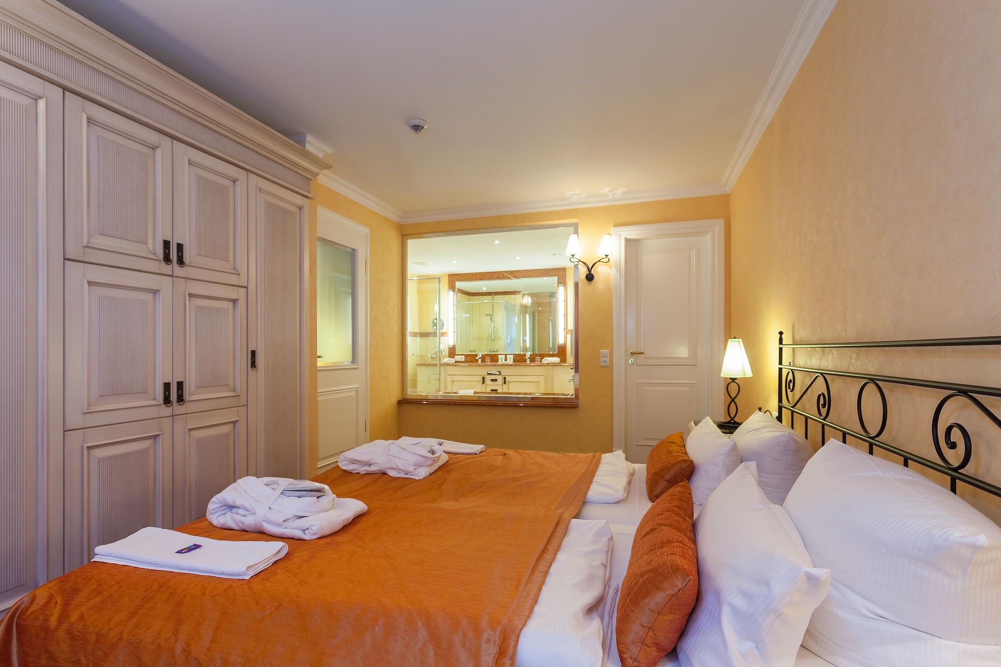Hotel IV Jahreszeiten Ostseebad Kühlungsborn Екстериор снимка