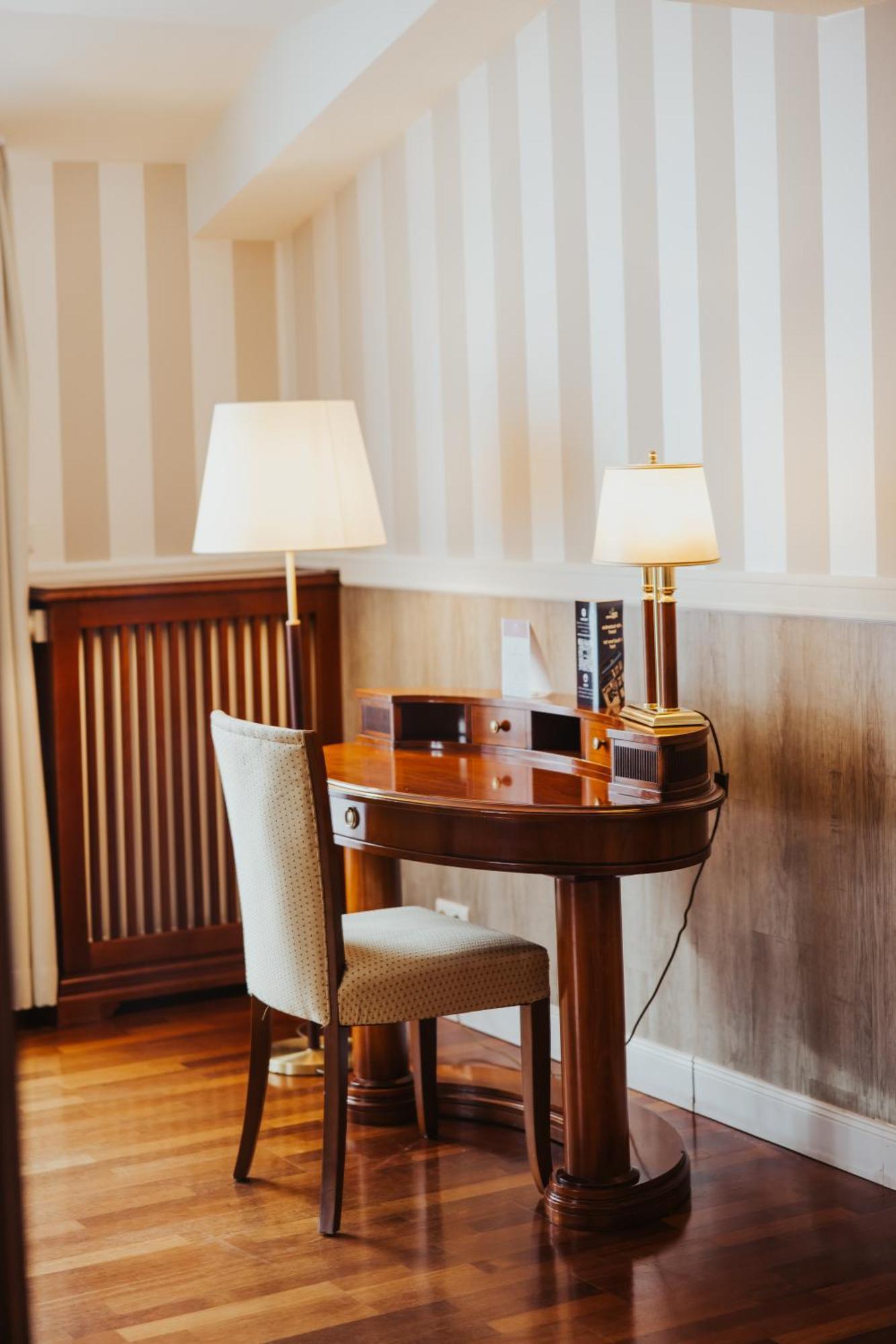 Hotel IV Jahreszeiten Ostseebad Kühlungsborn Екстериор снимка